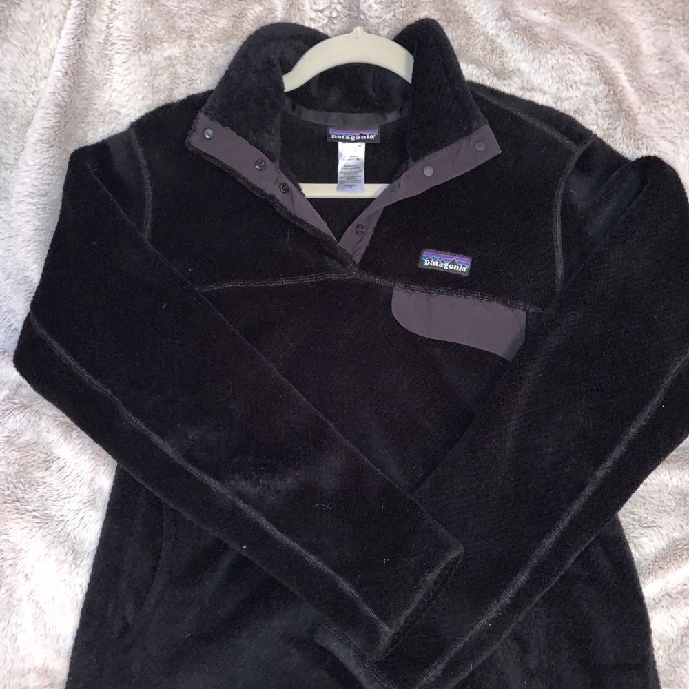 ALMOST NEW- Patagonia Retool pullover